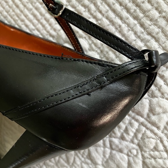 EUC VTG Jean Paul Barriol black leather pump w/ankle strap & bows - Picture 14 of 14